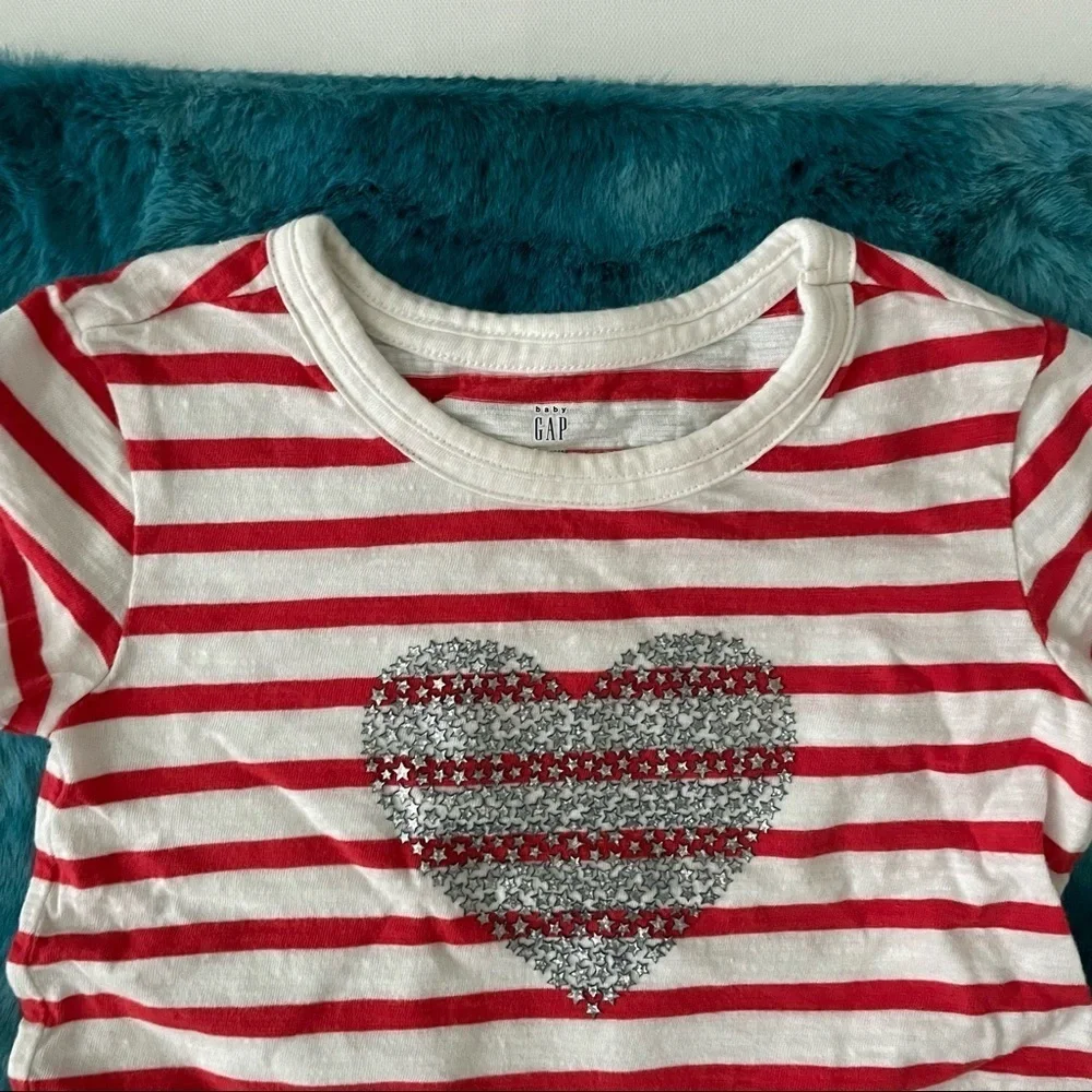 Baby Gap Toddler Girl Short Sleeve Tee Size 2 years